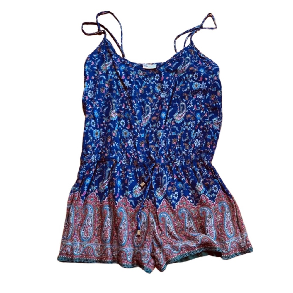 Women’s jumper size medium